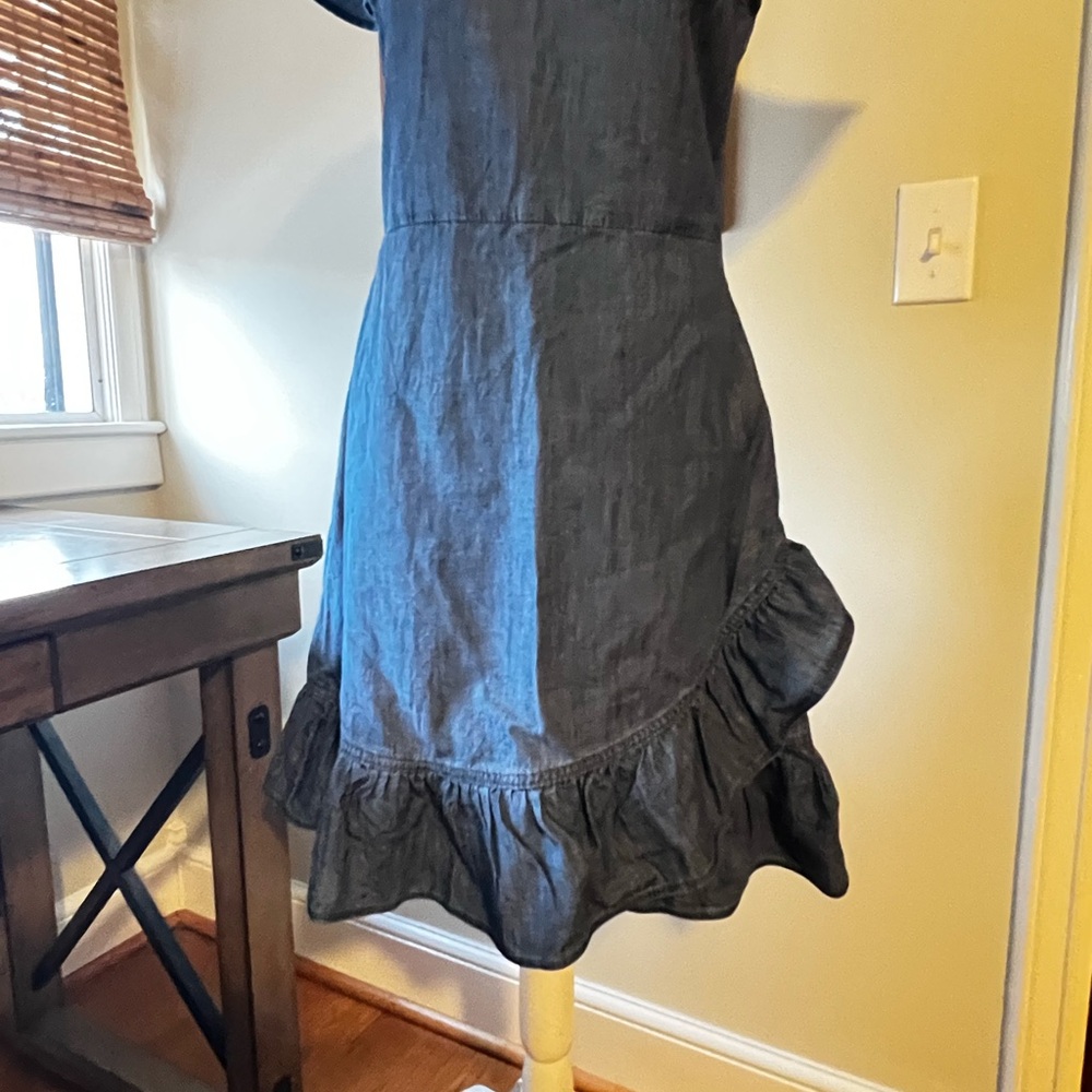 Draper James Flutter Chambray Dress - image 3